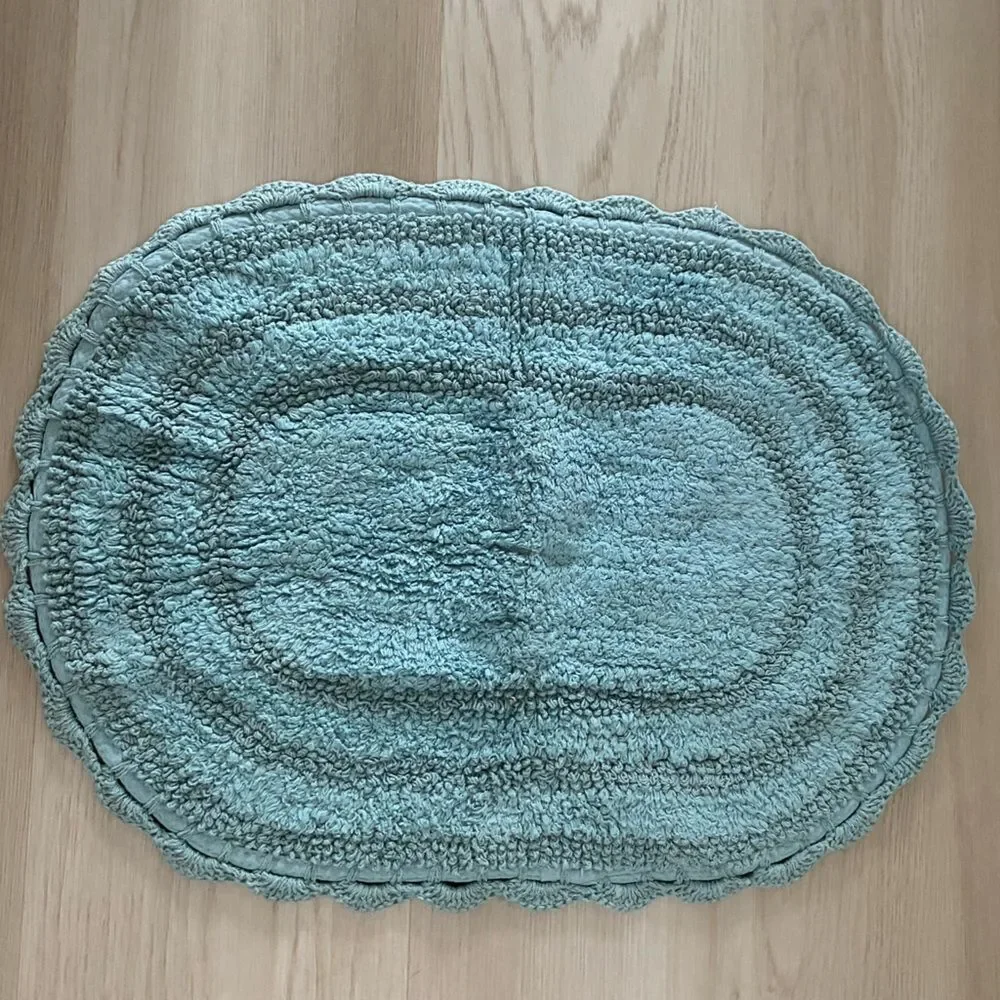 Design Imports Oval Textured Bath Rug